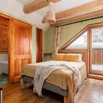 Couette-café Dom Na Rozcesciu 3*