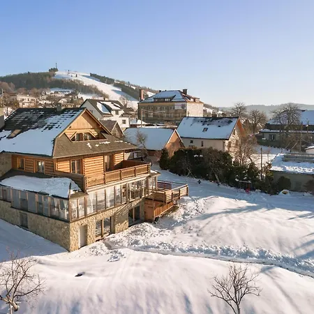 Dom Na Rozcesciu Bed & Breakfast 3*