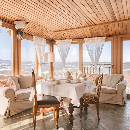 Couette-café Dom Na Rozcesciu 3*