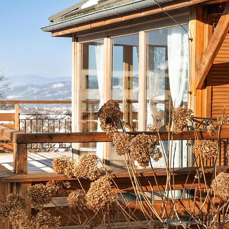 Dom Na Rozcesciu Bed & Breakfast 3*