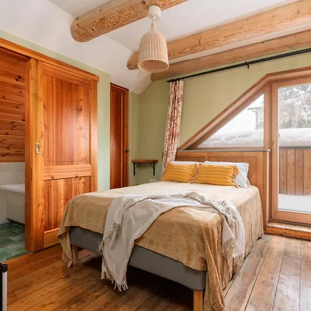 Couette-café Dom Na Rozcesciu 3*